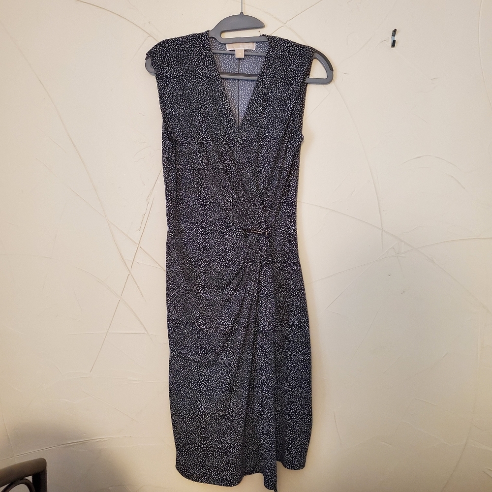EUC Michael Michael Kors Vneck Sleeveless Dress Sz XS